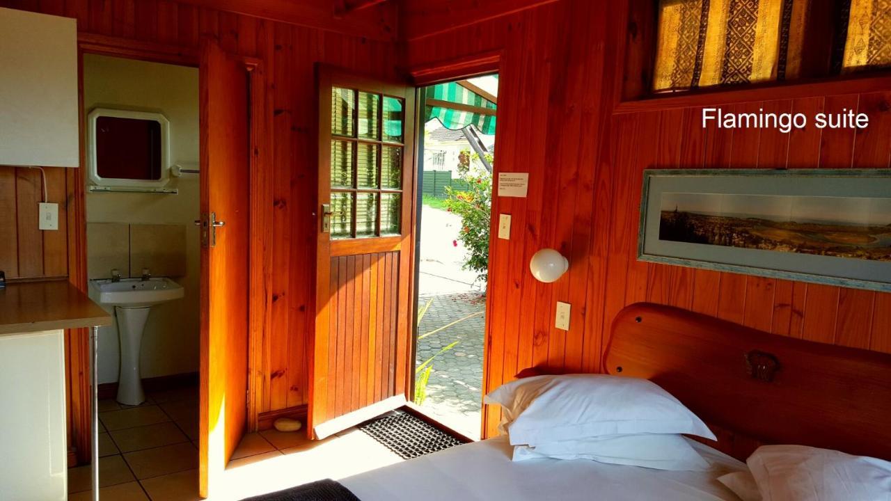 Lakeside Accommodation Knysna Exterior photo
