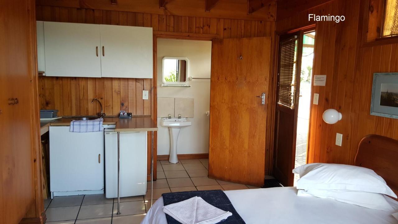 Lakeside Accommodation Knysna Exterior photo