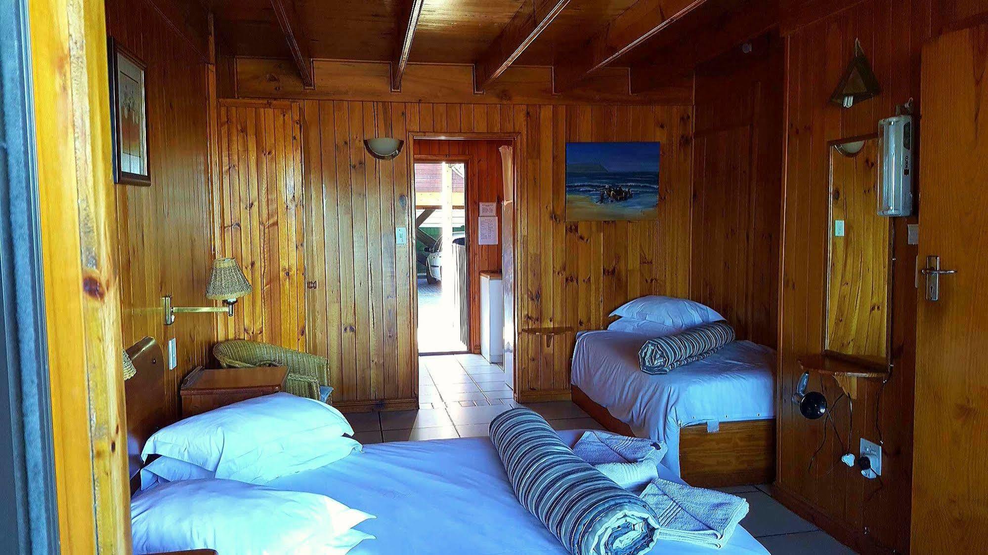 Lakeside Accommodation Knysna Exterior photo